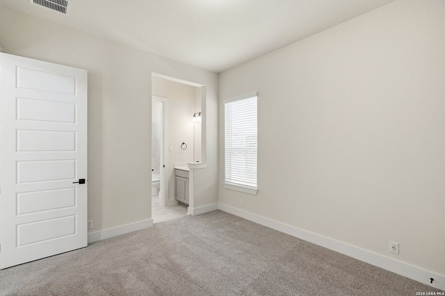 Spacious, unfurnished interior of a new home in , Boerne (Image 21).