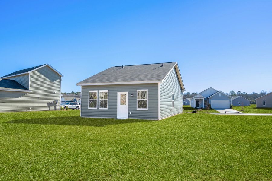 Representative exterior details of a home built from the Alps by Starlight Homes in Andalusia, Loris (Image 3).