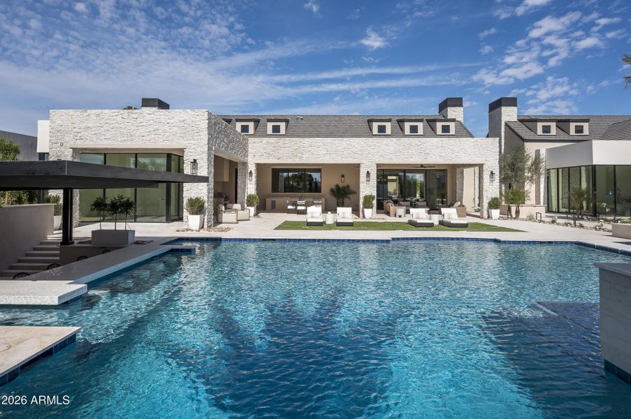 7031 E Paradise Drive-6