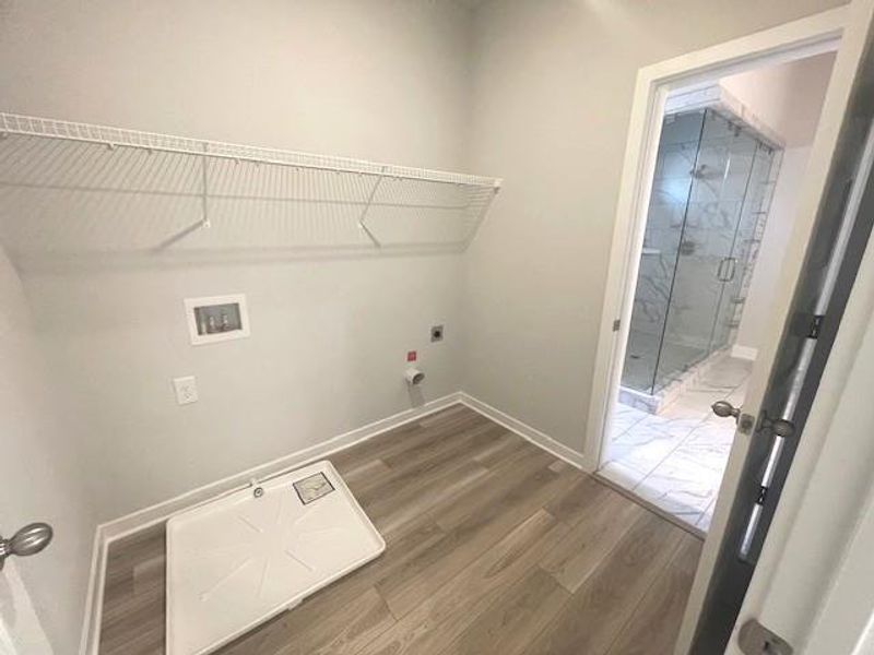 Spacious, unfurnished interior of a new home in Ponderosa Farms Estates, Gainesville (Image 20).