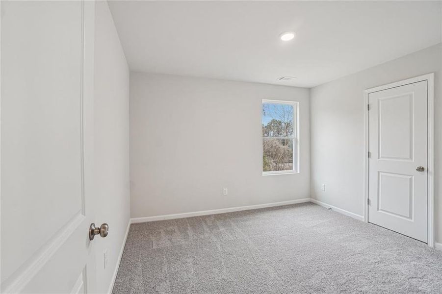 Spacious, unfurnished interior of a new home in Liberty Pointe, Villa Rica (Image 12).