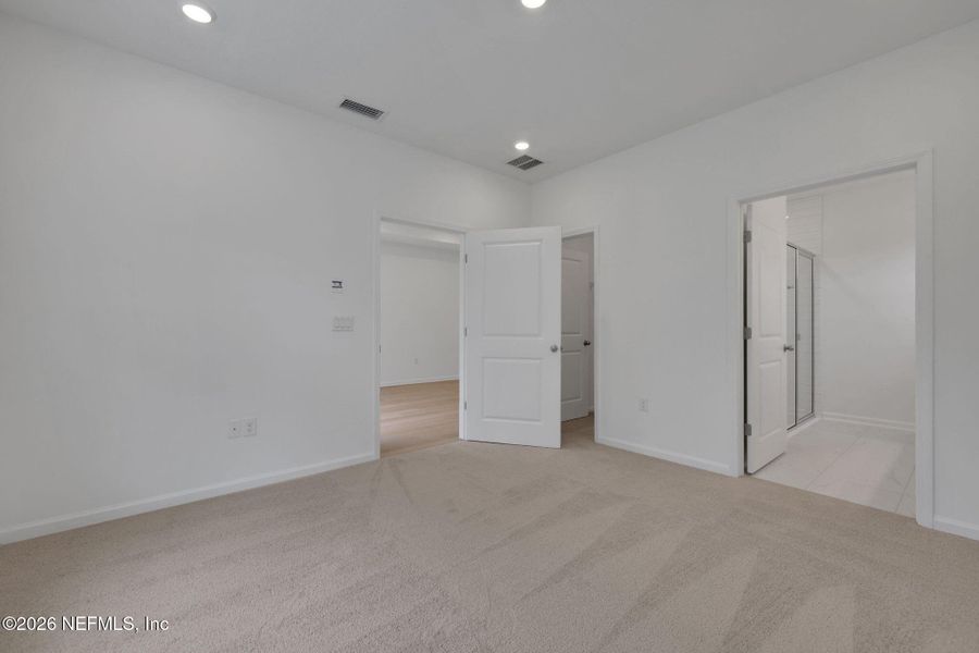 Spacious, unfurnished interior of a new home in , Palm Coast (Image 24).