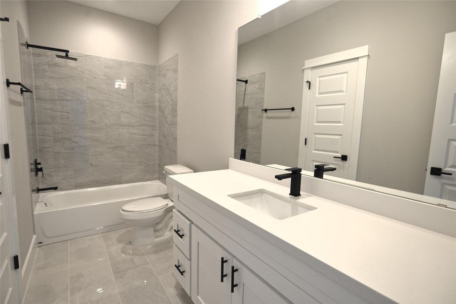 Secondary Bath - jack/jill bath Secondary Bath - jack/jill bath