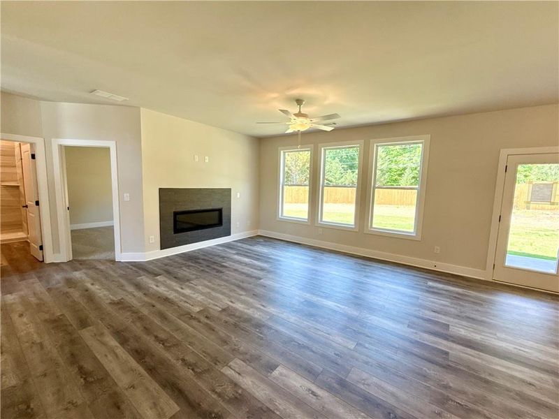 Spacious, unfurnished interior of a new home in , Hoschton (Image 25).