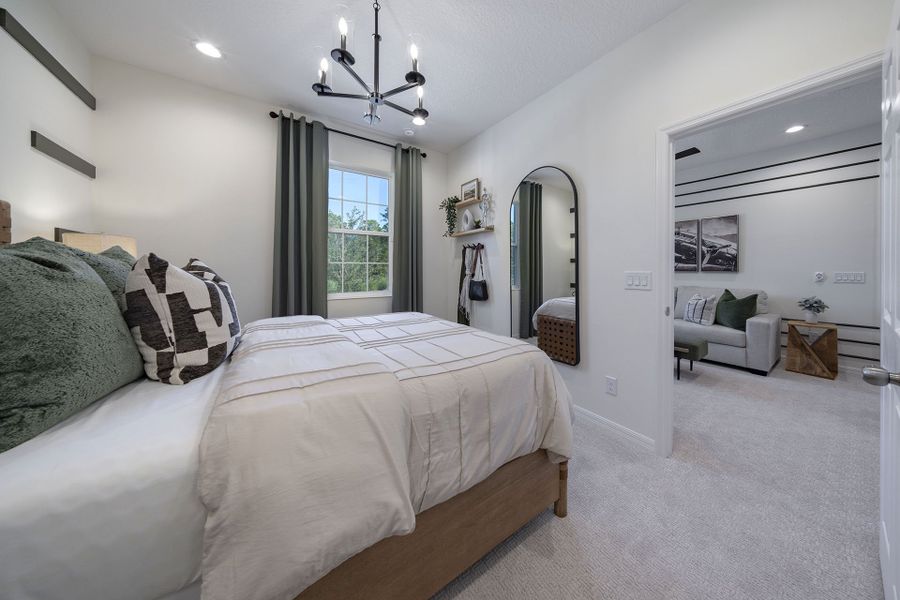 Multigenerational Living Made Easy – Connected In-Law Suite with Main Home Access