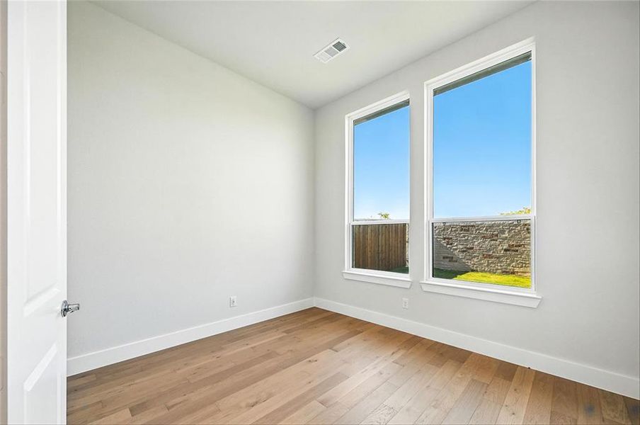 Spacious, unfurnished interior of a new home in Trinity Falls, McKinney (Image 17). Spacious, unfurnished interior of a new home in Trinity Falls, McKinney (Image 17).