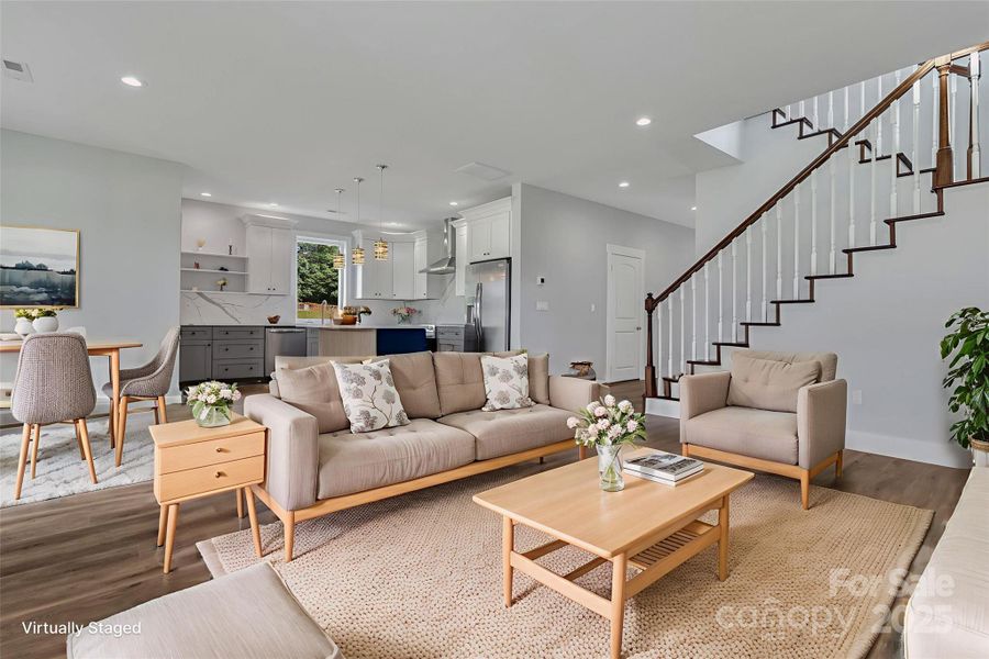 VIRTUALLY STAGED VIRTUALLY STAGED