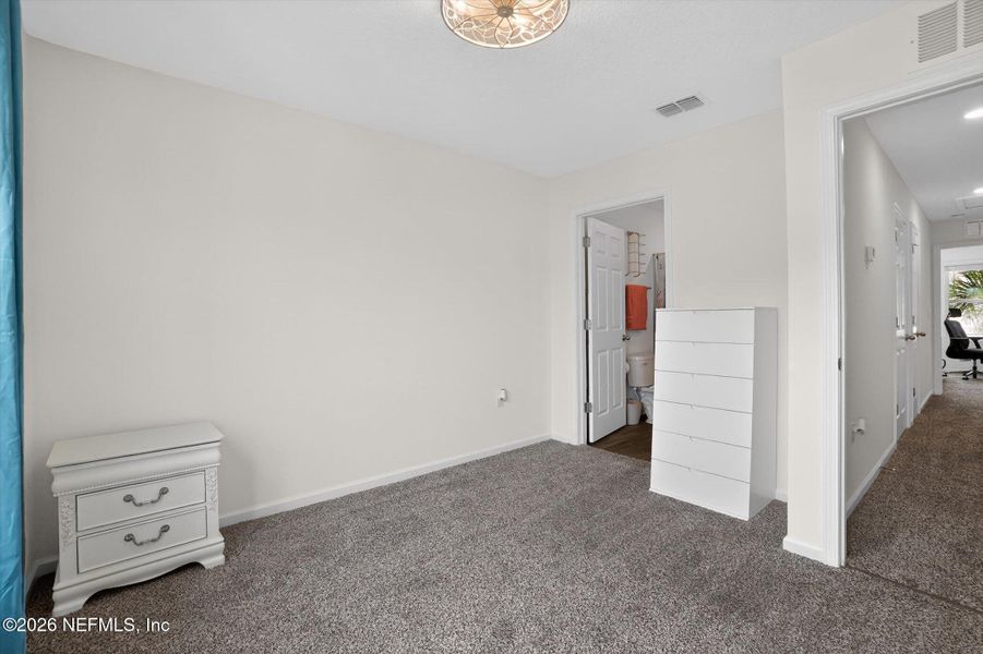 Spacious, unfurnished interior of a new home in Ravenswood Village, St. Augustine (Image 26).