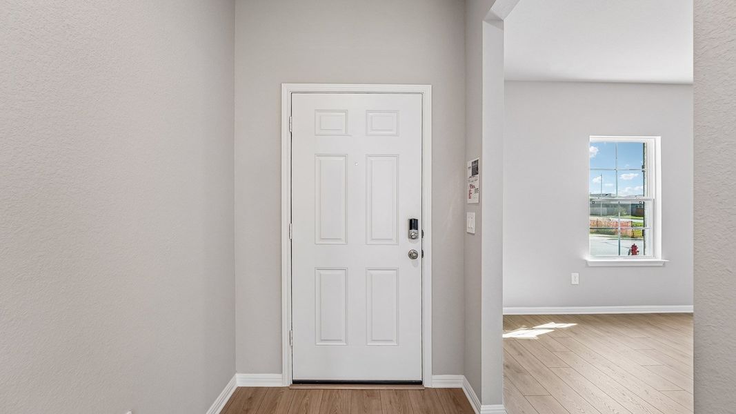 Spacious, unfurnished interior of a new home in Carillon, Manor (Image 16). Spacious, unfurnished interior of a new home in Carillon, Manor (Image 16).