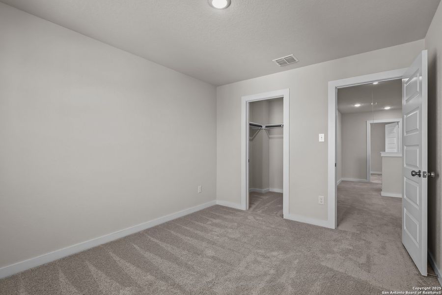 Spacious, unfurnished interior of a new home in Applewhite Meadows, San Antonio (Image 26). Spacious, unfurnished interior of a new home in Applewhite Meadows, San Antonio (Image 26).