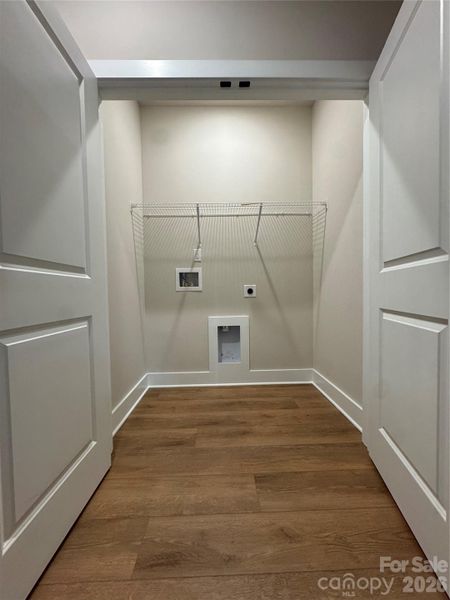 Spacious, unfurnished interior of a new home in , Lenoir (Image 23).