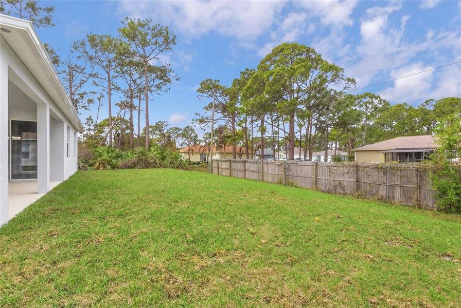 Exterior details and patio area of a home in , Palm Bay (Image 27).