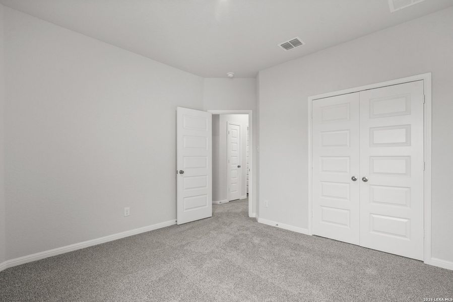 Spacious, unfurnished interior of a new home in Melissa Ranch, San Antonio (Image 28). Spacious, unfurnished interior of a new home in Melissa Ranch, San Antonio (Image 28).