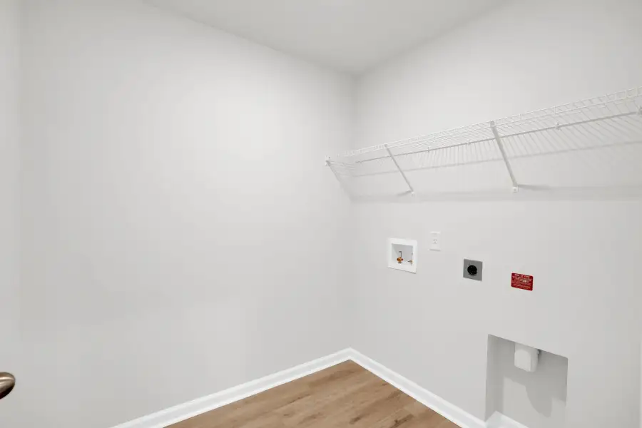 Spacious, unfurnished interior of a new home in Bradford Pointe, Summerville (Image 42).