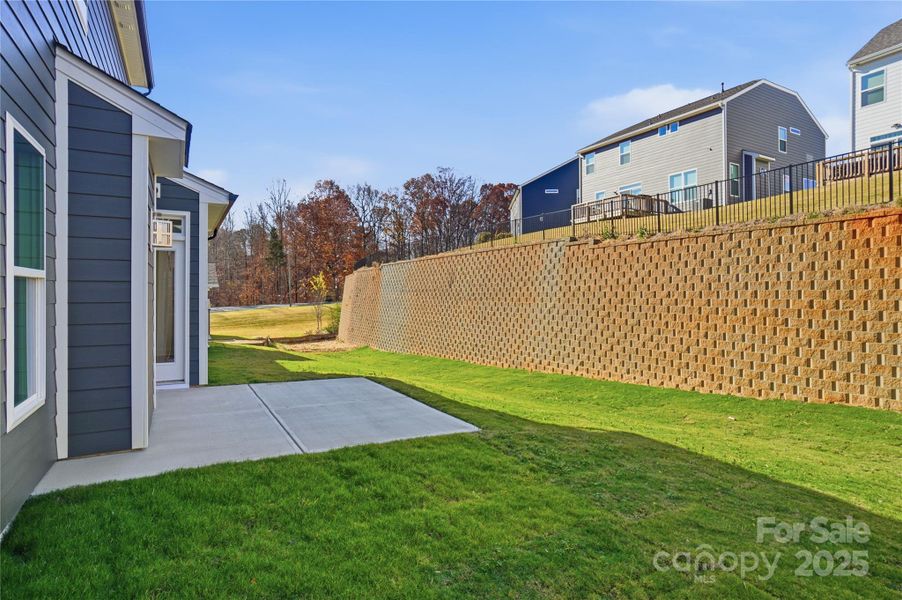Exterior details and patio area of a home in Summerlin, Mooresville (Image 22).