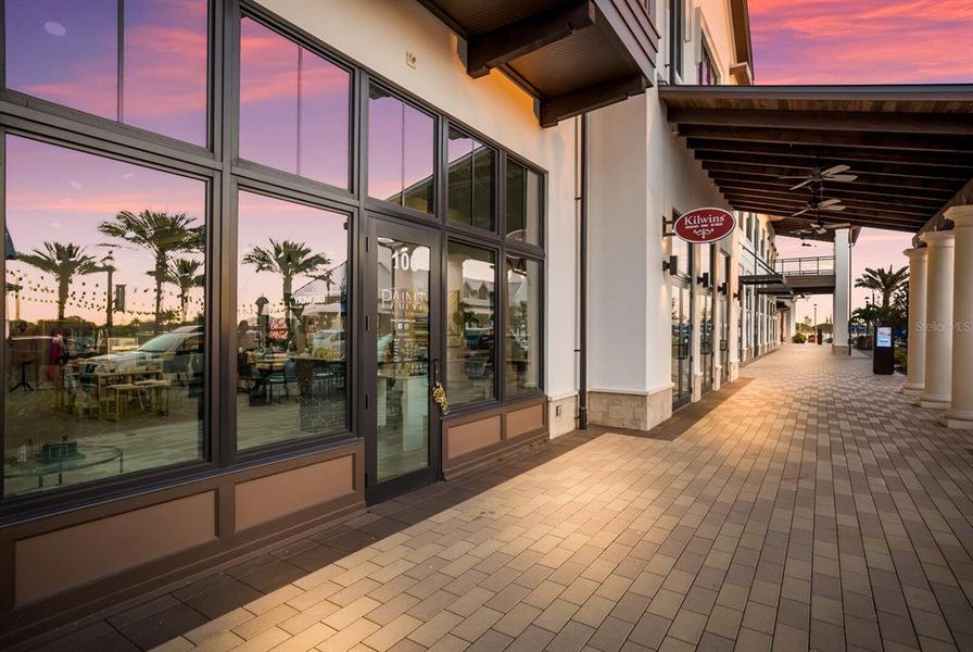Exterior details and patio area of a home in , Sarasota (Image 23).