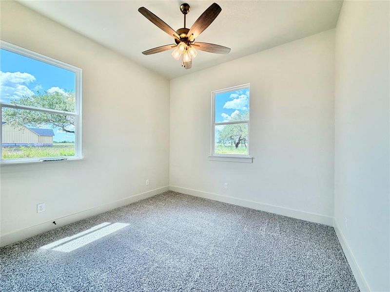 Spacious, unfurnished interior of a new home in , Weatherford (Image 33).
