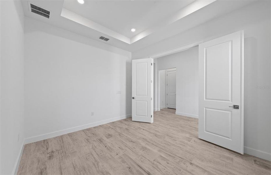 Spacious, unfurnished interior of a new home in BeachWalk by Manasota Key, Englewood (Image 16). Spacious, unfurnished interior of a new home in BeachWalk by Manasota Key, Englewood (Image 16).