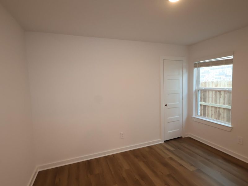 Spacious, unfurnished interior of a new home in Wildrye, Waller (Image 14).