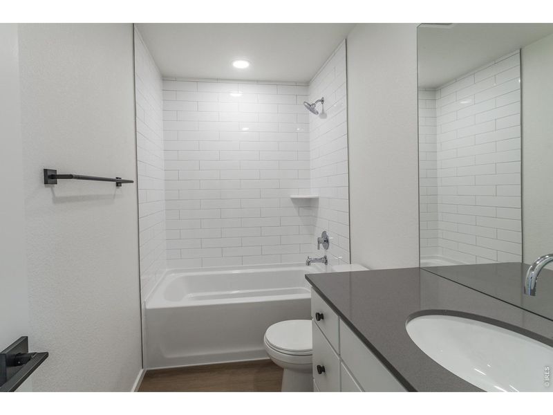 Image 37 of a home in Bloom Cottages.