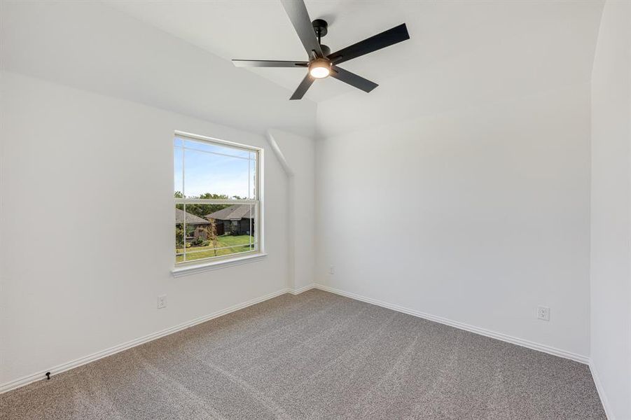 Spacious, unfurnished interior of a new home in Waterscape Classic 60s, Royse City (Image 20). Spacious, unfurnished interior of a new home in Waterscape Classic 60s, Royse City (Image 20).