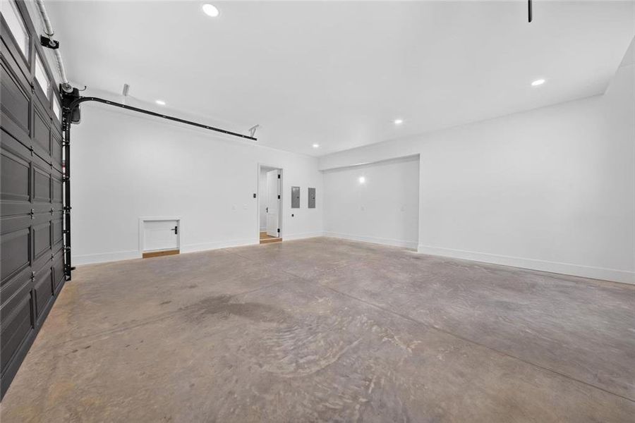 Spacious, unfurnished interior of a new home in , Pendergrass (Image 56). Spacious, unfurnished interior of a new home in , Pendergrass (Image 56).