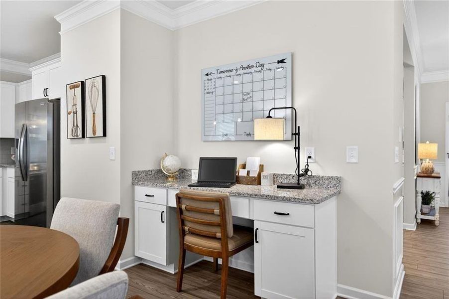 Furnished interior view inside a new home in Fair Oak, Calhoun (Image 6).