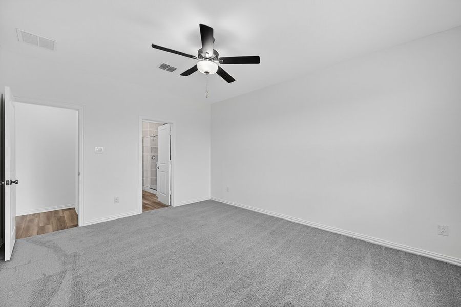 Spacious, unfurnished interior of a new home in River Ridge, Crandall (Image 18). Spacious, unfurnished interior of a new home in River Ridge, Crandall (Image 18).