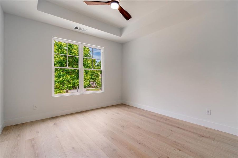 Spacious, unfurnished interior of a new home in , Gainesville (Image 44).