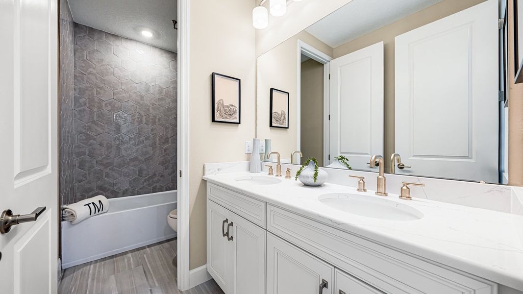 Representative furnished interior of a home built from the Bimini by Taylor Morrison in Victoria Lakes, Odessa (Image 16).