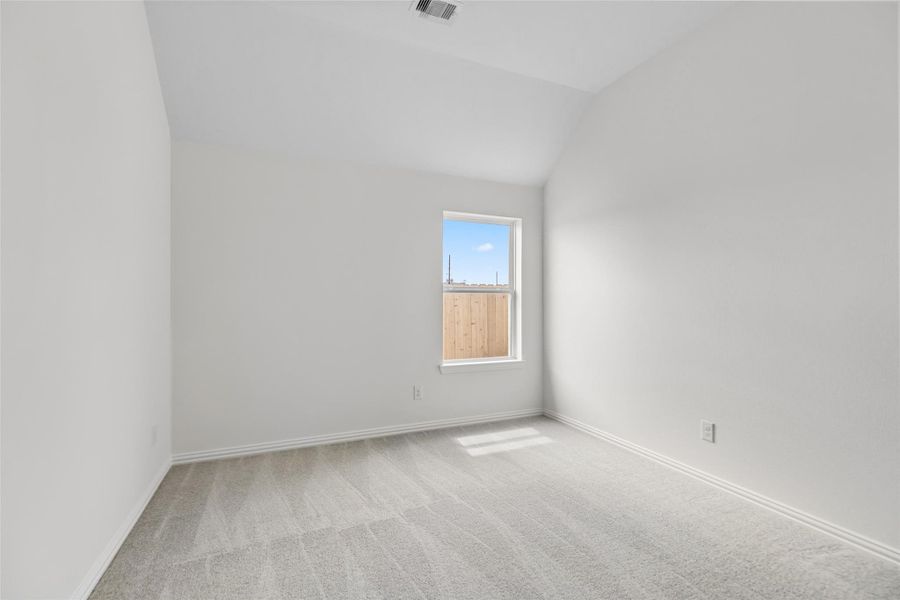 Spacious, unfurnished interior of a new home in Creekhaven, Iowa Colony (Image 23). Spacious, unfurnished interior of a new home in Creekhaven, Iowa Colony (Image 23).