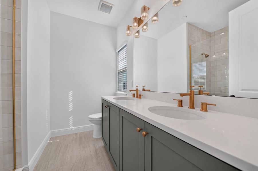 Furnished interior view inside a new home in Lake Cawood Cove, Windermere (Image 9).