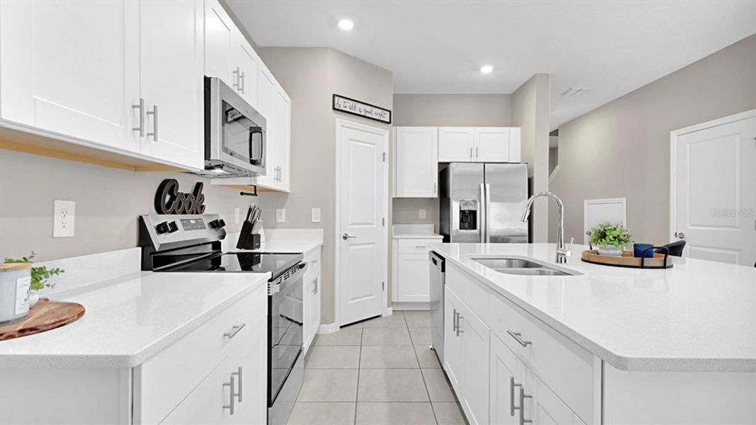 Furnished interior view inside a new home in , Kissimmee (Image 22).