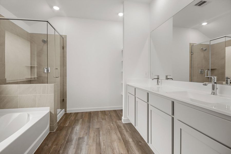 Furnished interior view inside a new home in Chapel Lakes, Montgomery (Image 5). Furnished interior view inside a new home in Chapel Lakes, Montgomery (Image 5).