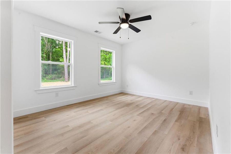 Spacious, unfurnished interior of a new home in , Cartersville (Image 22).