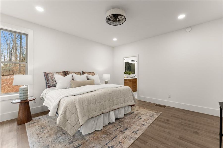 Furnished interior view inside a new home in , Dawsonville (Image 7).