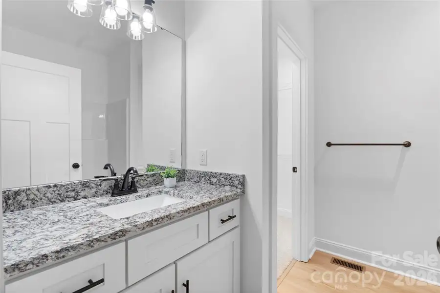 Primary bathroom ensuite Primary bathroom ensuite