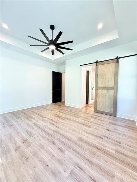 Spacious, unfurnished interior of a new home in , Dallas (Image 28).