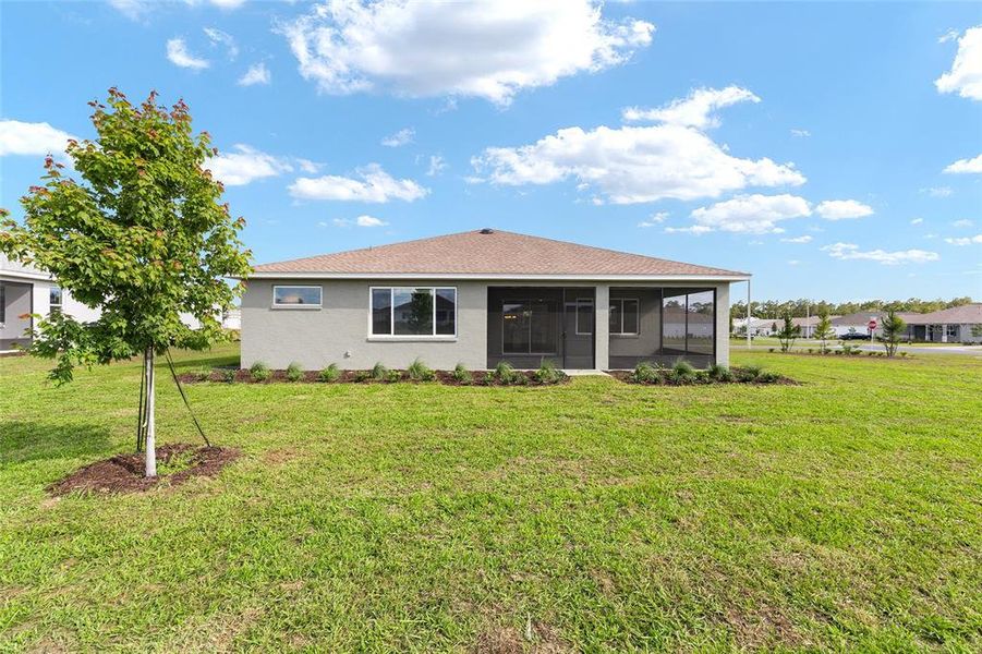 Exterior details and patio area of a home in , Ocala (Image 24).