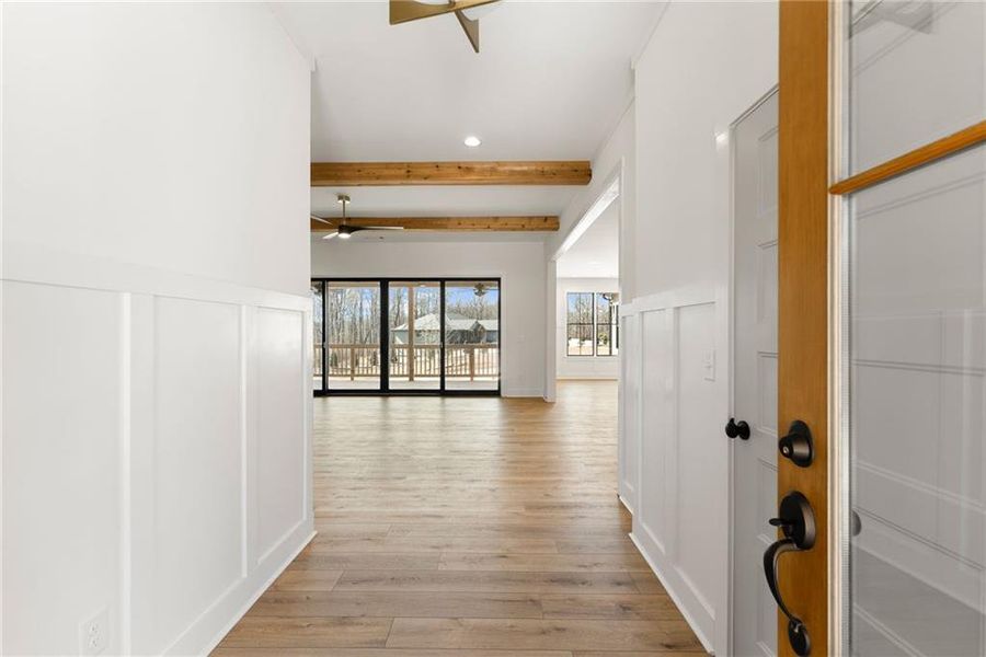 Spacious, unfurnished interior of a new home in , Gainesville (Image 25).