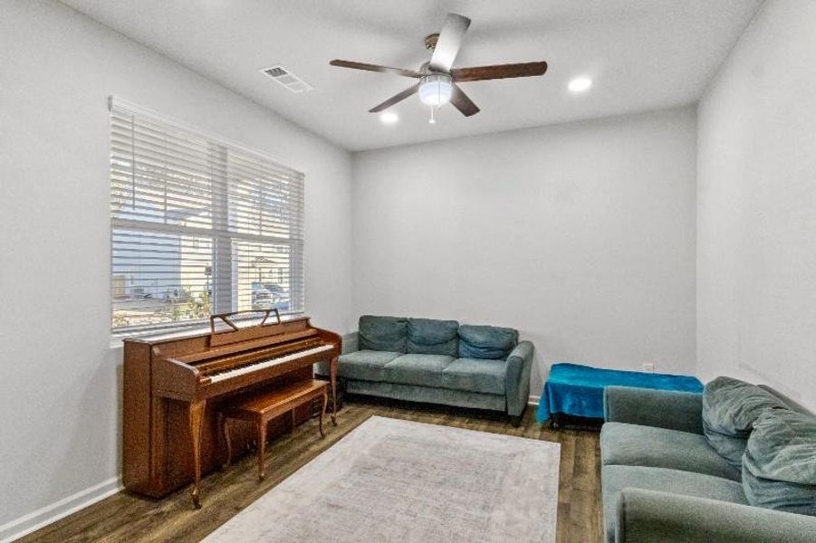 Furnished interior view inside a new home in , Dawsonville (Image 31).