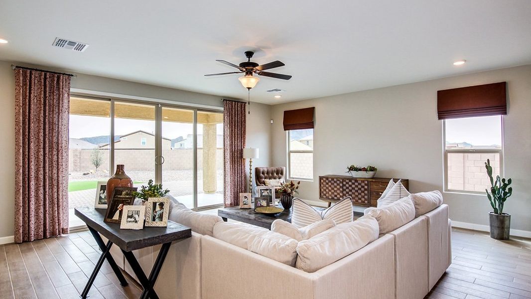 Representative furnished interior of a home built from the Citrine - Plan 5042 by D.R. Horton in Sycamore Vista, Vail (Image 6). Representative furnished interior of a home built from the Citrine - Plan 5042 by D.R. Horton in Sycamore Vista, Vail (Image 6).
