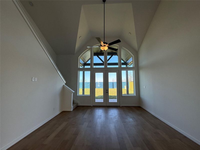 Spacious, unfurnished interior of a new home in Austin Point, Richmond (Image 9).
