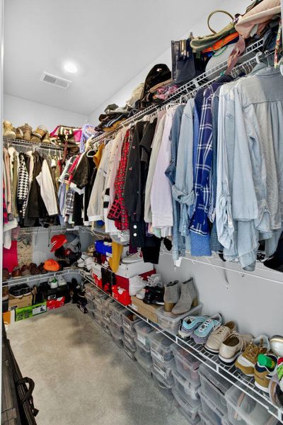 Image 76 of a home in .