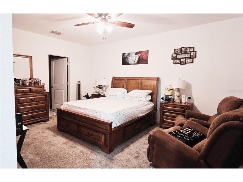 Furnished interior view inside a new home in Cascades, Davenport (Image 10).