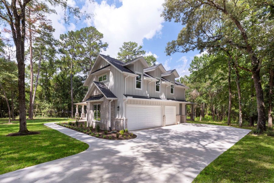 Absolutely beautiful over the top custom farmhouse style home in Magnolia on 1.7 acres! Absolutely beautiful over the top custom farmhouse style home in Magnolia on 1.7 acres!