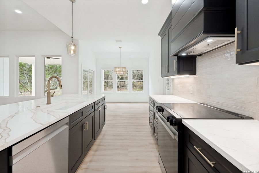 Furnished interior view inside a new home in , Boerne (Image 9).