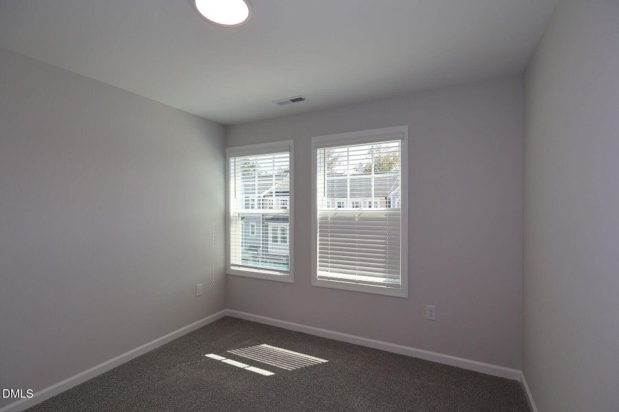 3772622_50060 3772622_50060