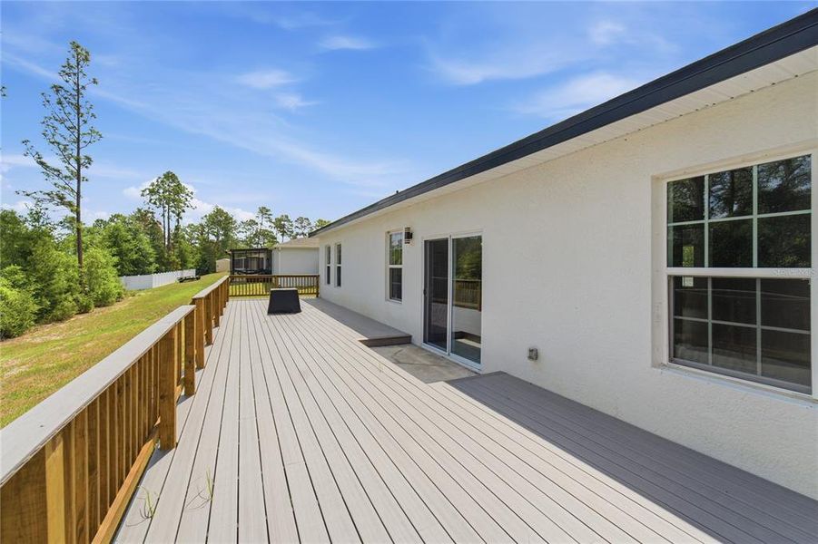 Exterior details and patio area of a home in , Ocala (Image 23).