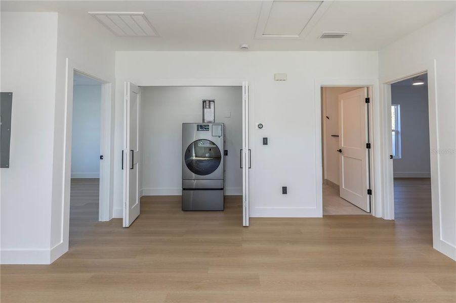 Spacious, unfurnished interior of a new home in , St. Petersburg (Image 39). Spacious, unfurnished interior of a new home in , St. Petersburg (Image 39).